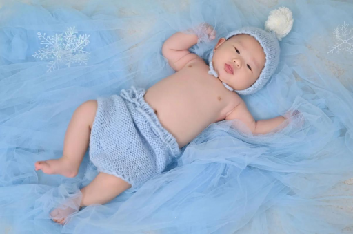 广州代怀试管生子宝宝眼角发青怎么回事